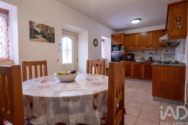 Moradia T3 para Venda em Pussos São Pedro Foto 18