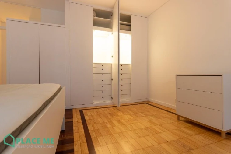 Apartamento T1 para Arrendamento em Cedofeita, Santo Ildefonso, Sé, Miragaia, São Nicolau e Vitória Foto 15