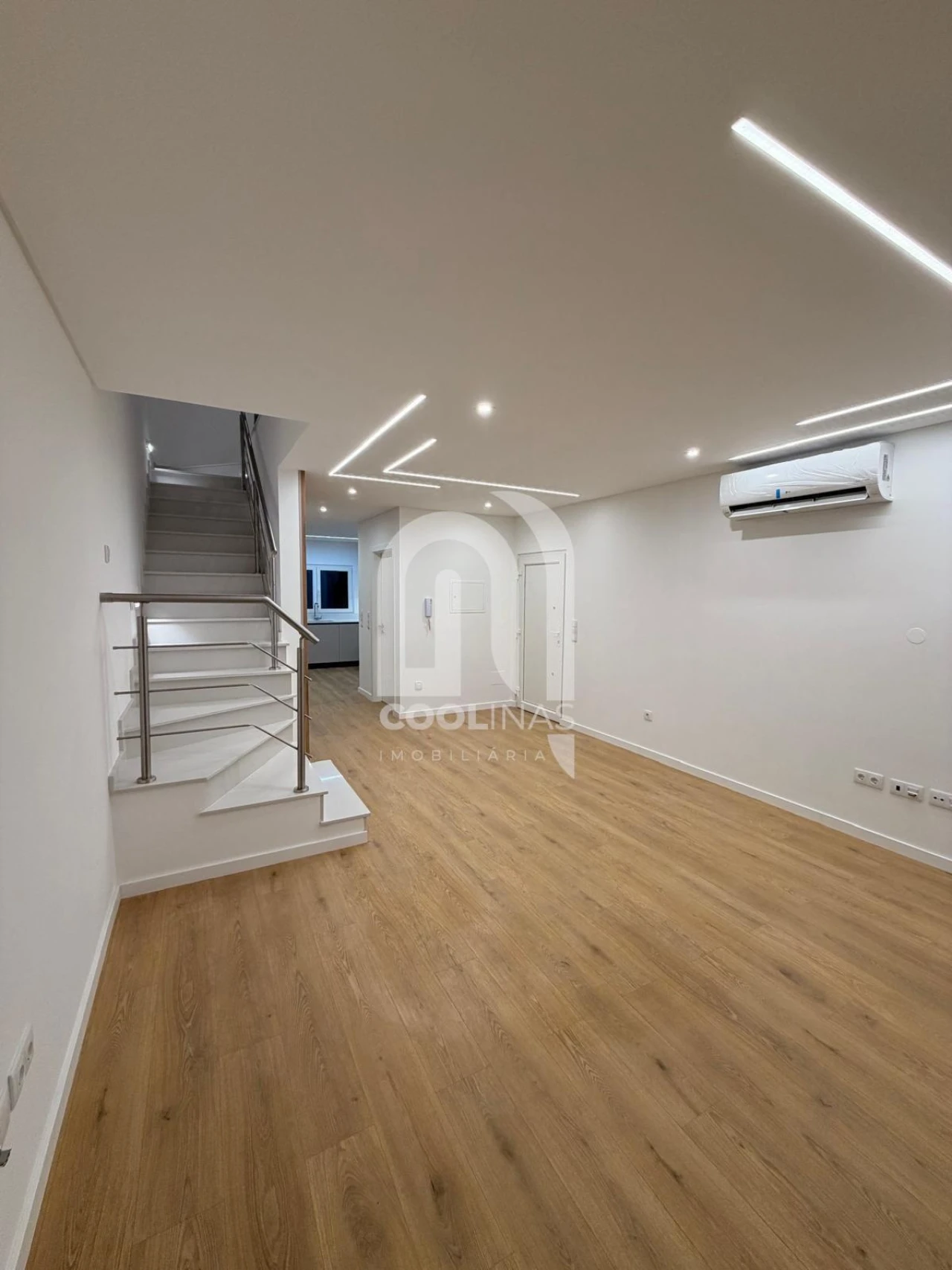 Moradia T3 para Venda em Quinta do Conde Foto 4