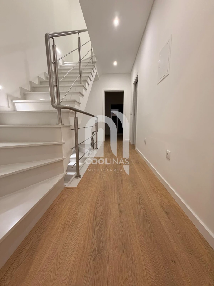 Moradia T3 para Venda em Quinta do Conde Foto 43