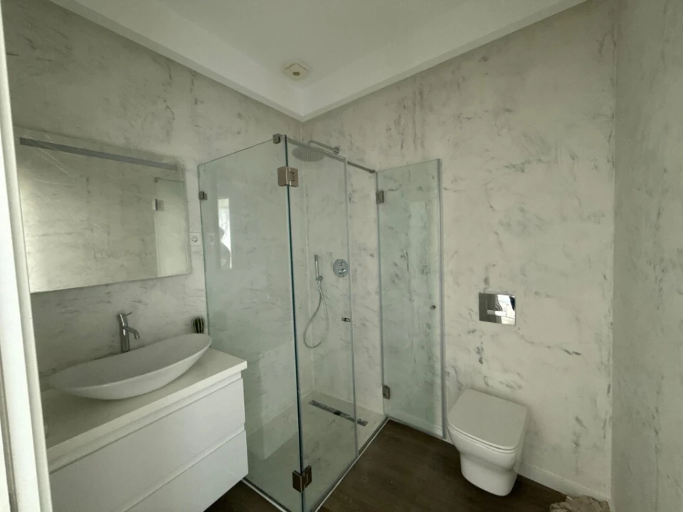 Moradia T4 para Venda em Aguada de Cima Foto 9