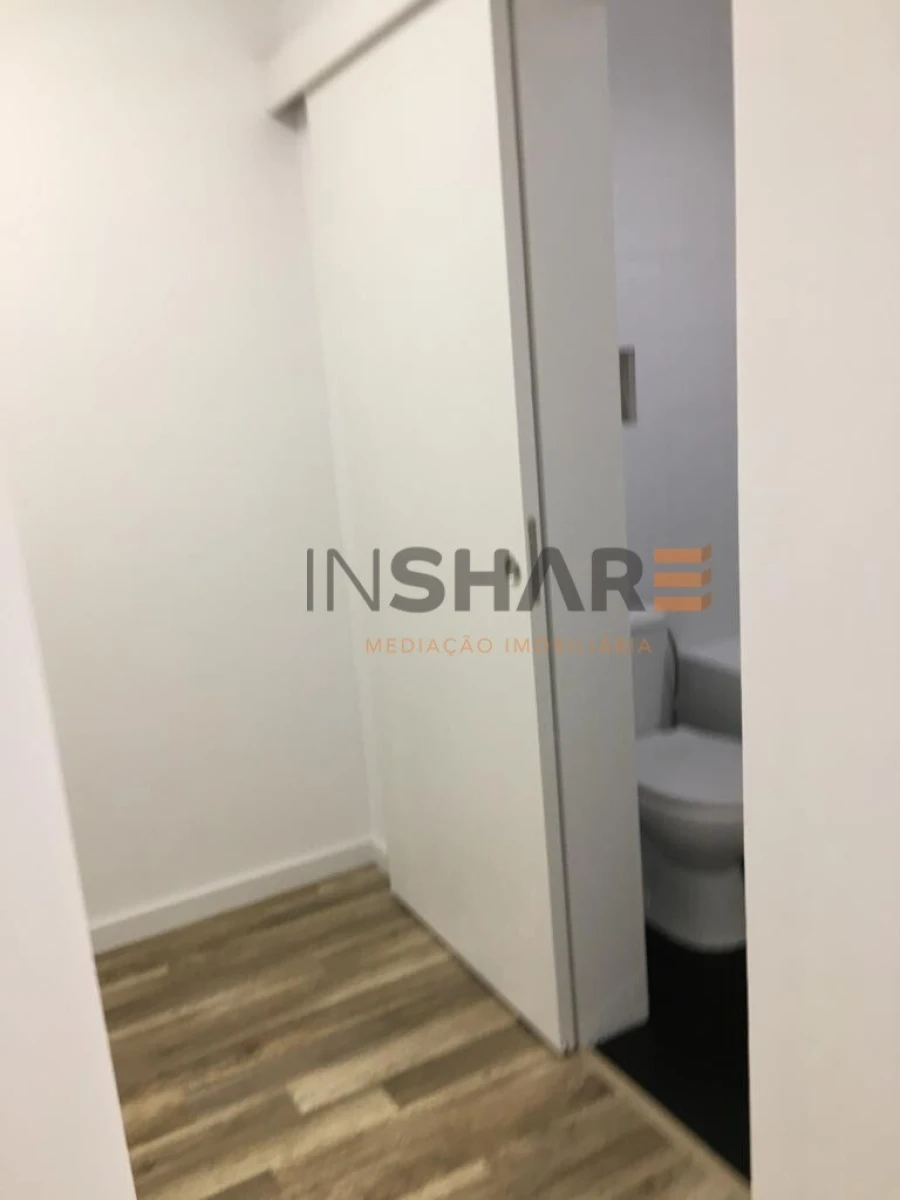 Loja para Arrendamento em Braga (São José de São Lázaro e São João do Souto) Foto 21