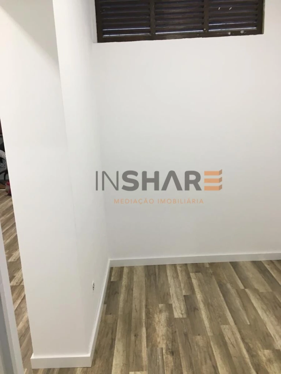 Loja para Arrendamento em Braga (São José de São Lázaro e São João do Souto) Foto 38