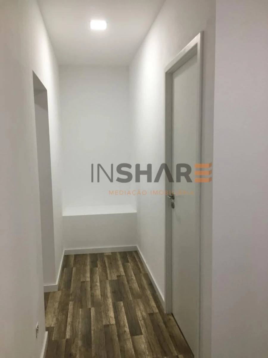 Loja para Arrendamento em Braga (São José de São Lázaro e São João do Souto) Foto 27