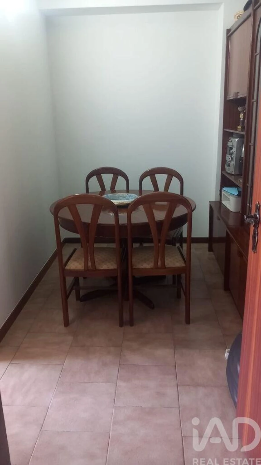 Apartamento T1 para Venda em Vila Cova a Coelheira Foto 8
