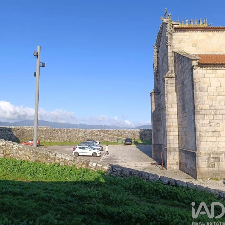 Apartamento T2 para Arrendamento em Caminha (Matriz) e Vilarelho Foto 21