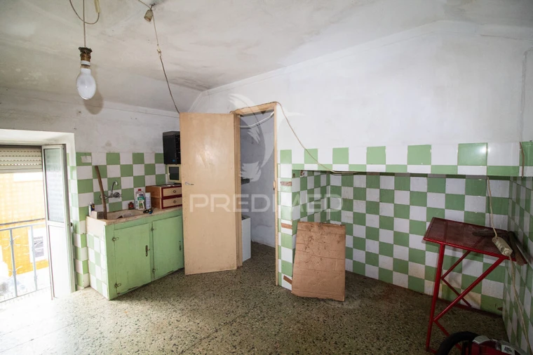 Moradia T2 para Venda em Vimieiro Foto 6