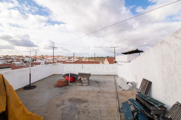 Moradia T2 para Venda em Vimieiro Foto 16