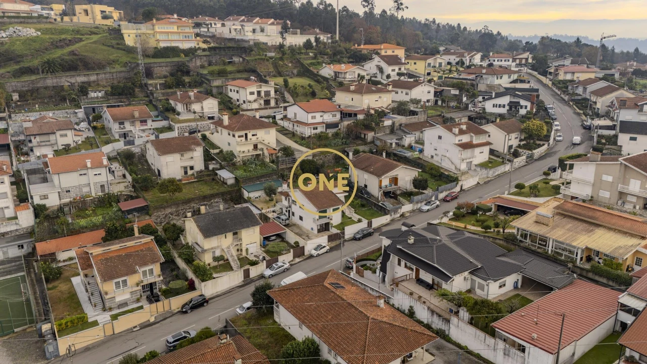 Moradia T4 para Venda em Vale (São Martinho) Foto 35