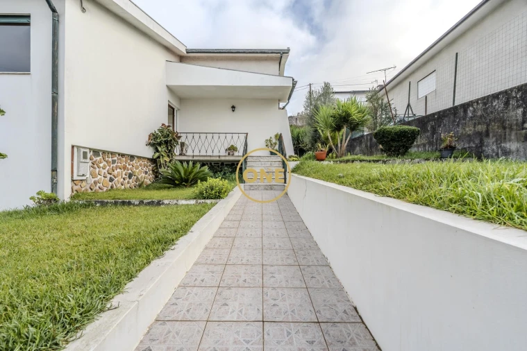 Moradia T4 para Venda em Vale (São Martinho) Foto 19