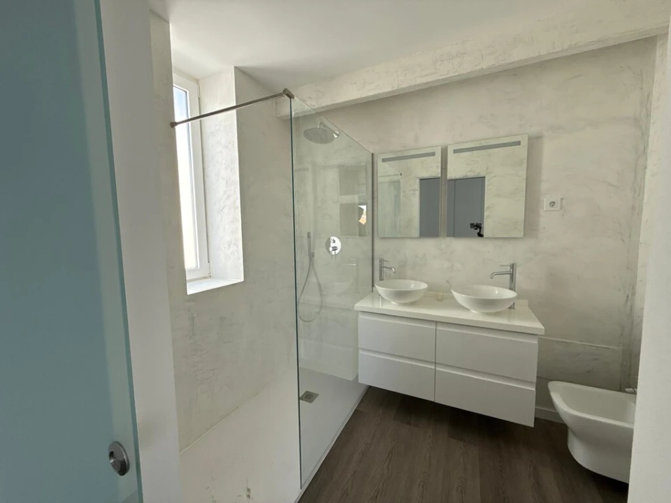 Moradia T4 para Venda em Aguada de Cima Foto 18