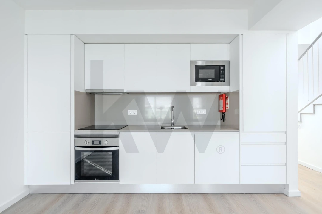 Apartamento T3 para Venda em Porto Covo Foto 9