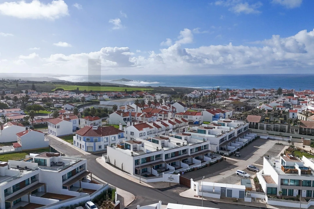 Apartamento T3 para Venda em Porto Covo Foto 52