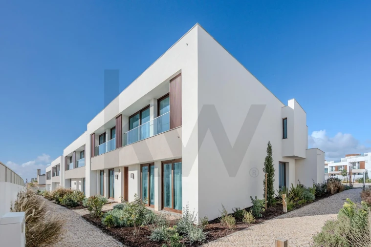 Apartamento T3 para Venda em Porto Covo Foto 42