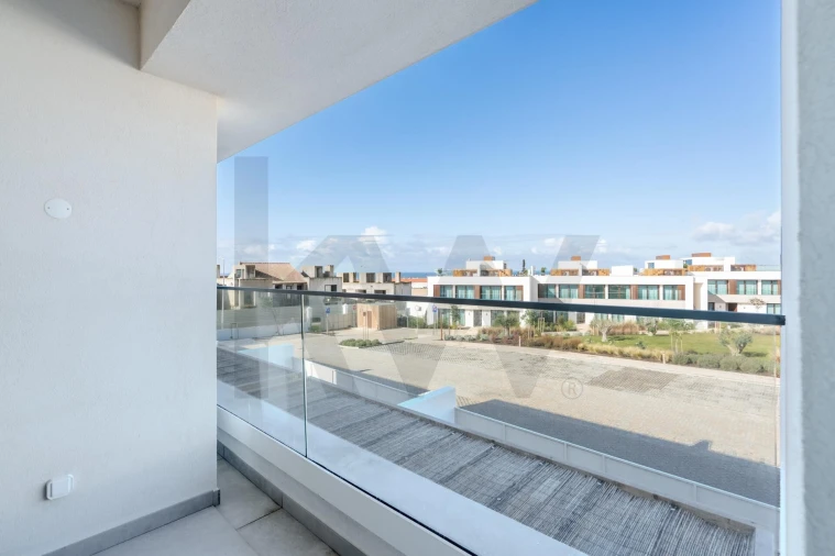 Apartamento T3 para Venda em Porto Covo Foto 1