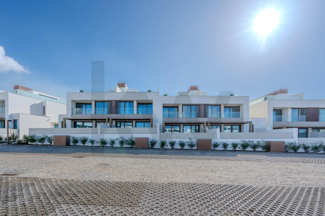 Apartamento T3 para Venda em Porto Covo Foto 44