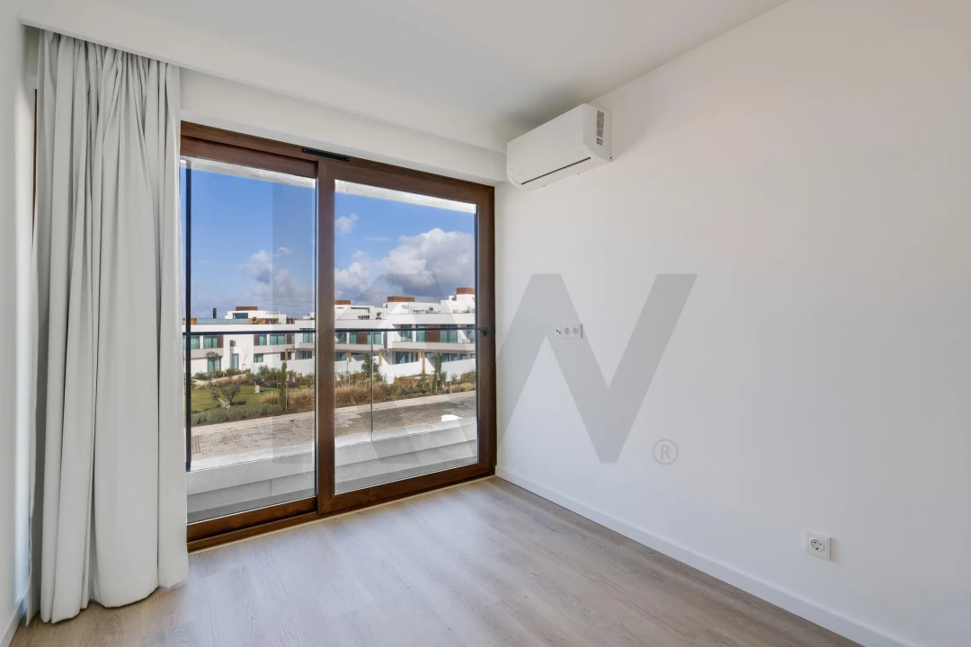 Apartamento T3 para Venda em Porto Covo Foto 19