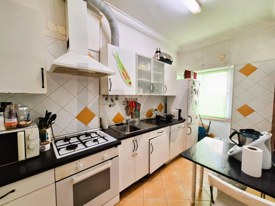 Apartamento T2 para Venda em Queluz e Belas Foto 21