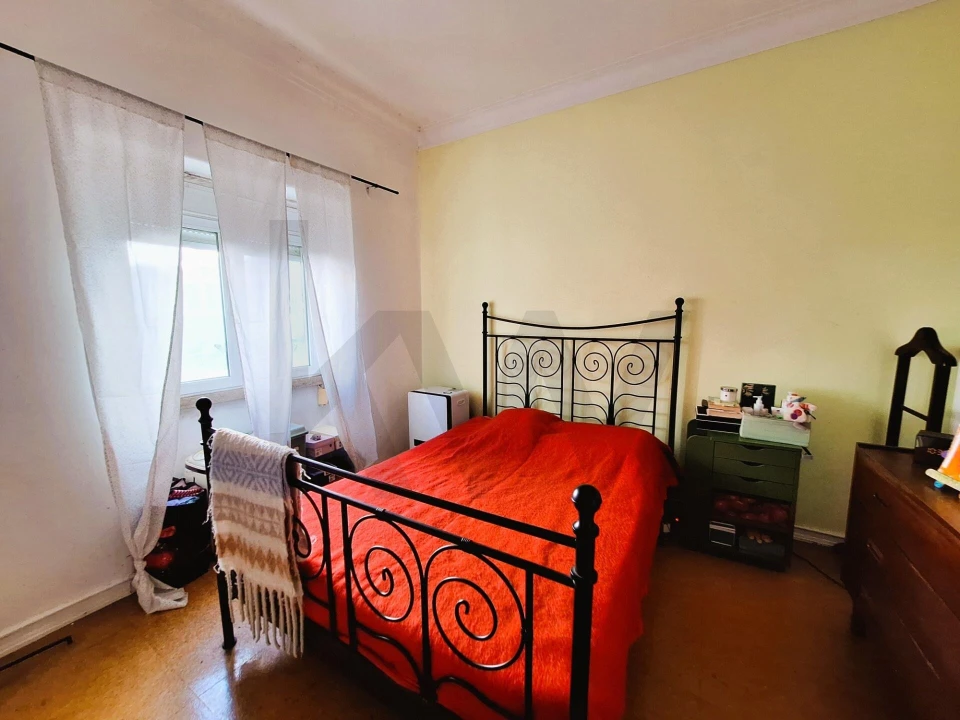 Apartamento T2 para Venda em Queluz e Belas Foto 15