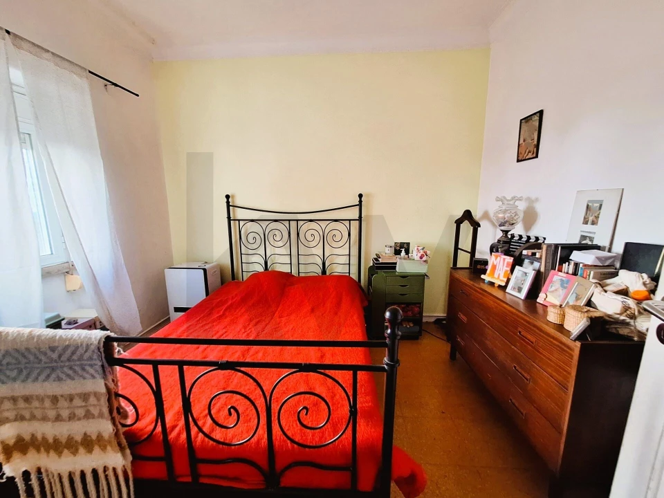 Apartamento T2 para Venda em Queluz e Belas Foto 16