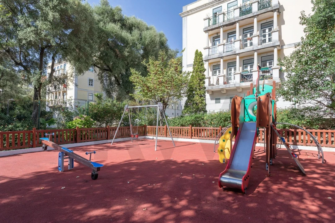 Apartamento T1 para Venda em Alcantara Foto 32