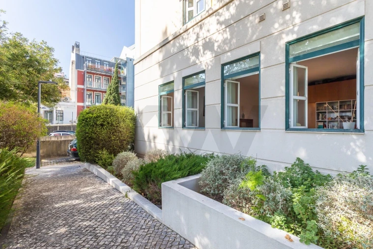 Apartamento T1 para Venda em Alcantara Foto 26