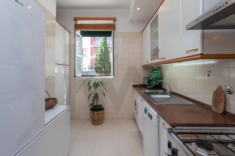 Apartamento T1 para Venda em Alcantara Foto 8