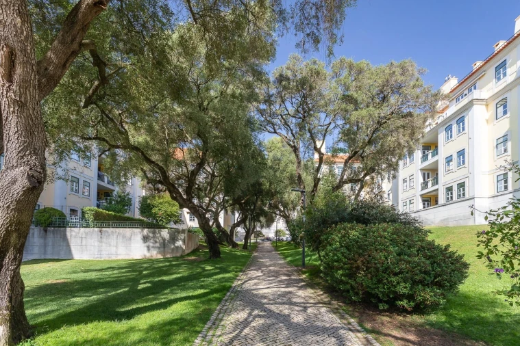 Apartamento T1 para Venda em Alcantara Foto 28