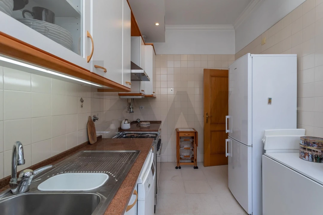 Apartamento T1 para Venda em Alcantara Foto 10