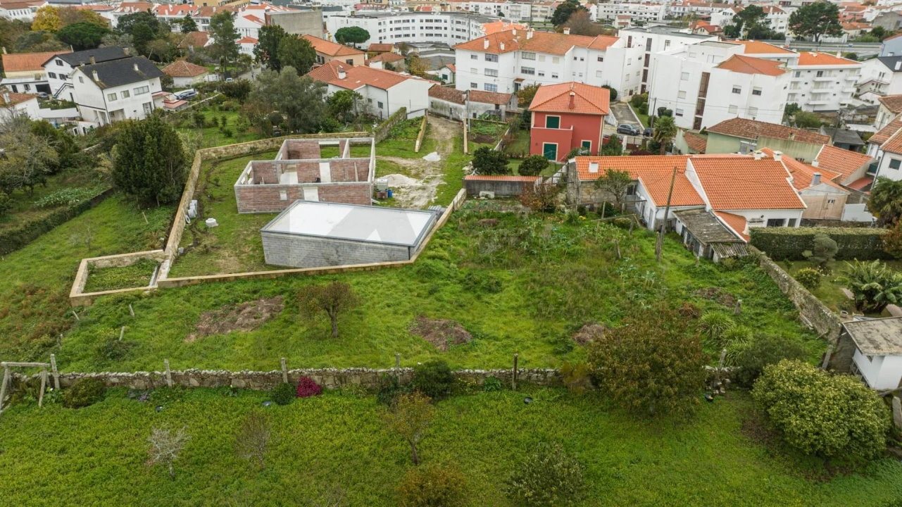 Moradia T2 para Venda em Vila Praia de Ancora Foto 3