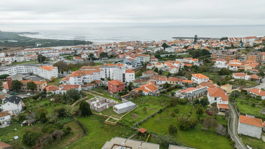Moradia T2 para Venda em Vila Praia de Ancora Foto 1