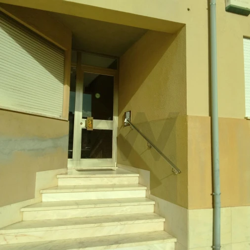 Apartamento T1 para Arrendamento em Laranjeiro e Feijó Foto 27