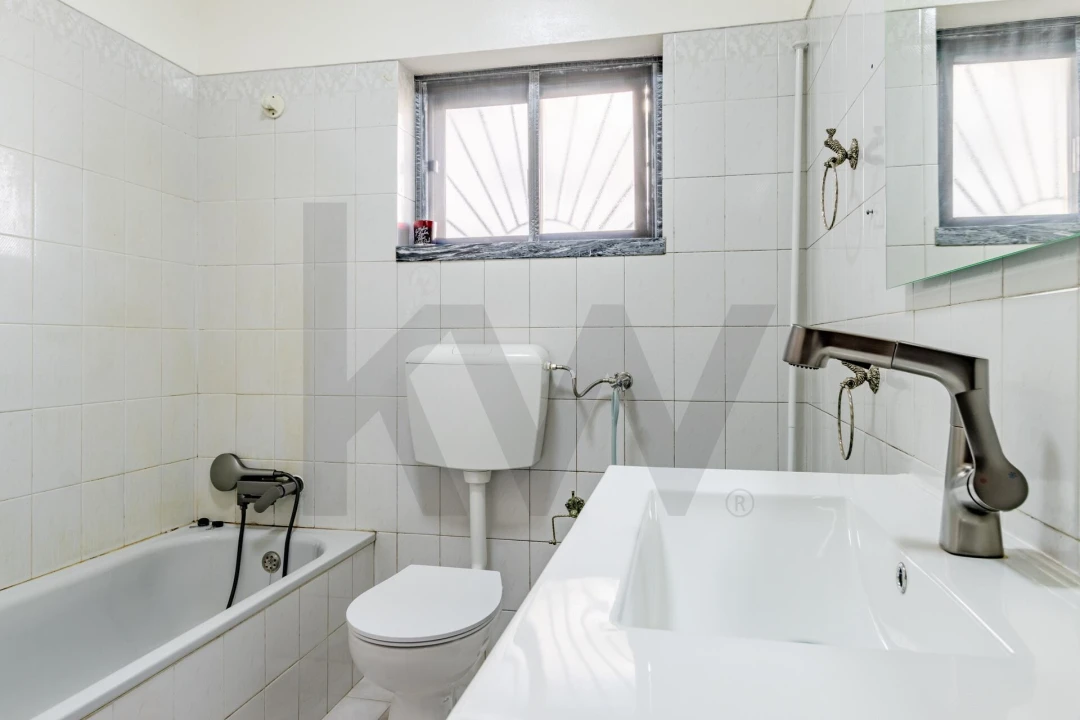 Moradia T4 para Venda em Alcabideche Foto 25