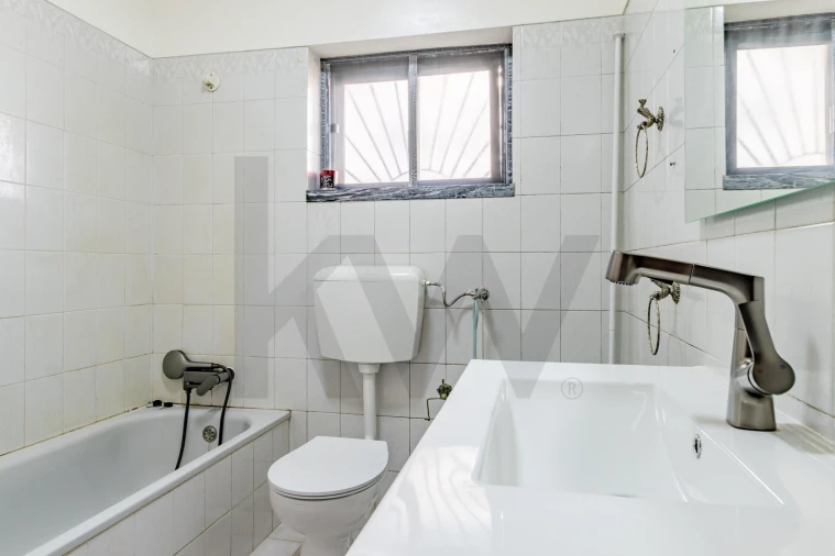 Moradia T4 para Venda em Alcabideche Foto 25