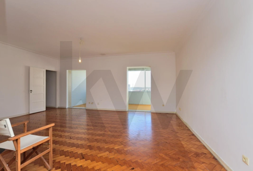 Apartamento T4 para Venda em Estrela Foto 6