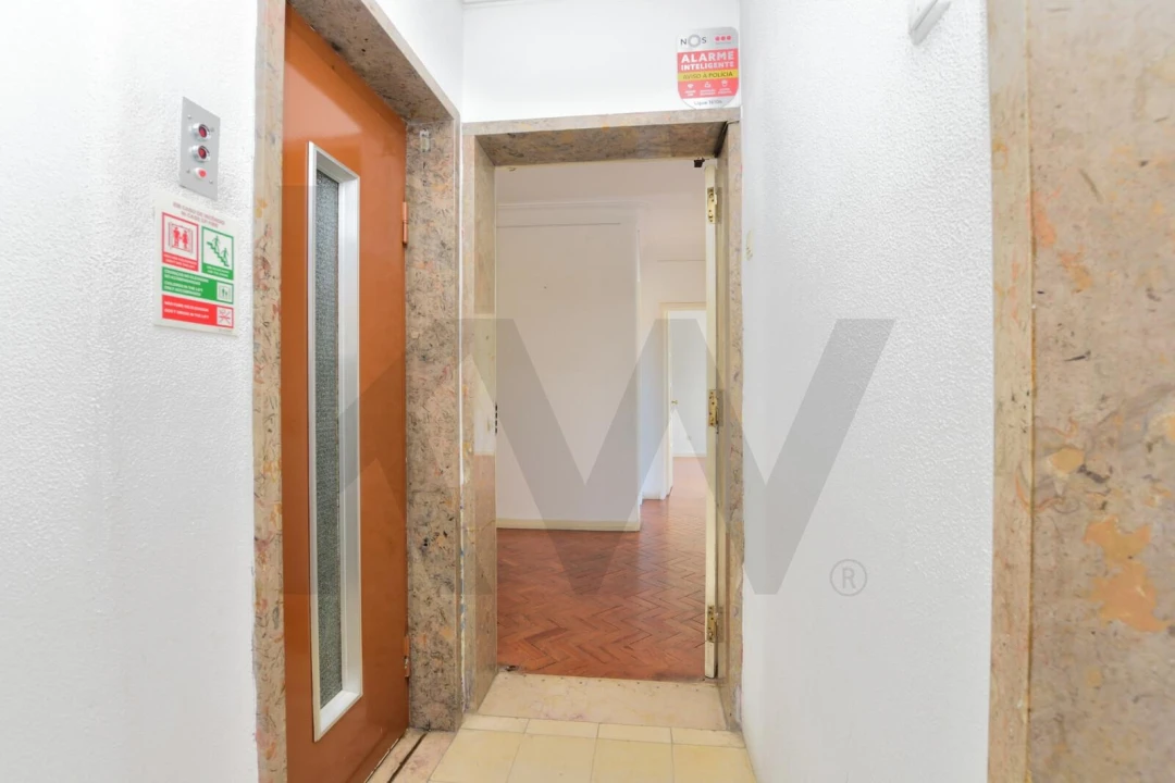 Apartamento T4 para Venda em Estrela Foto 11