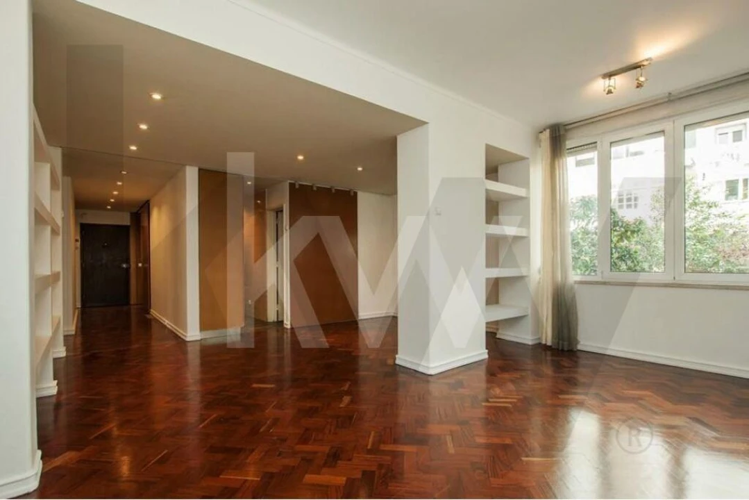 Apartamento T4 para Arrendamento em Estrela Foto 9