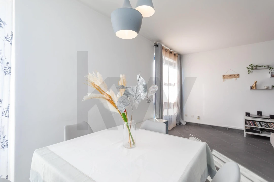 Apartamento T3 para Venda em Massamá e Monte Abraão Foto 19