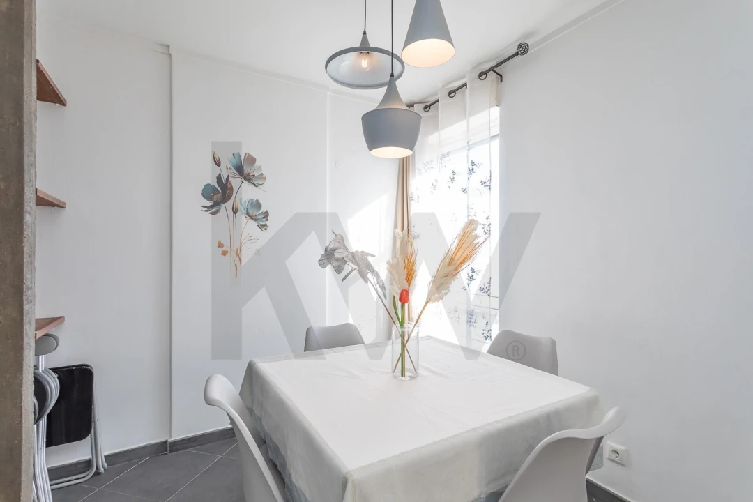 Apartamento T3 para Venda em Massamá e Monte Abraão Foto 16