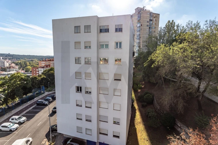 Apartamento T3 para Venda em Massamá e Monte Abraão Foto 43
