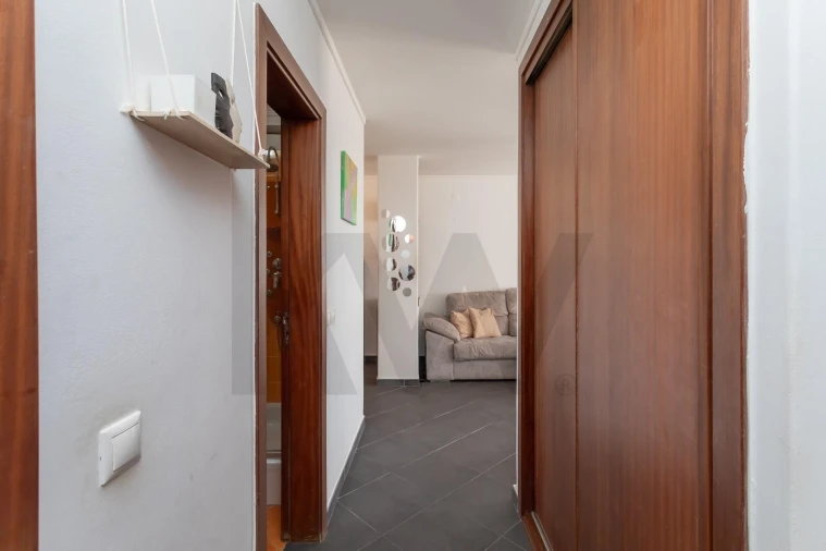 Apartamento T3 para Venda em Massamá e Monte Abraão Foto 23