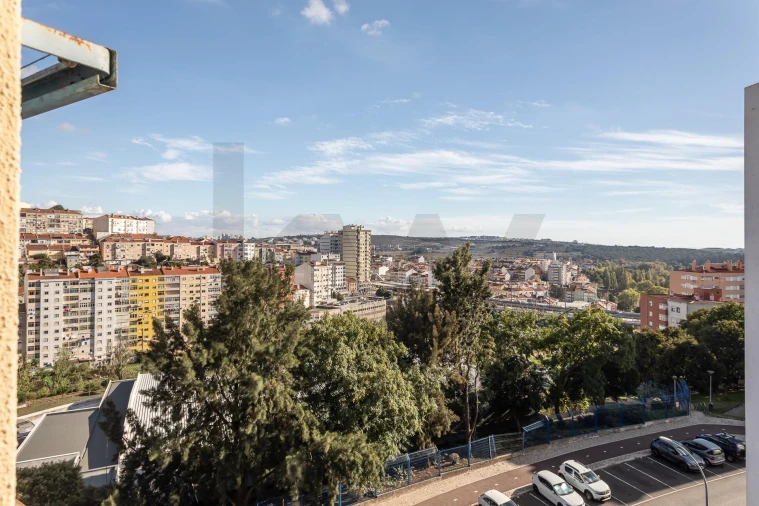 Apartamento T3 para Venda em Massamá e Monte Abraão Foto 41