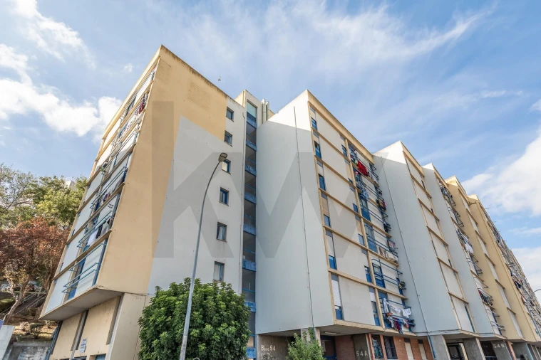 Apartamento T3 para Venda em Massamá e Monte Abraão Foto 3