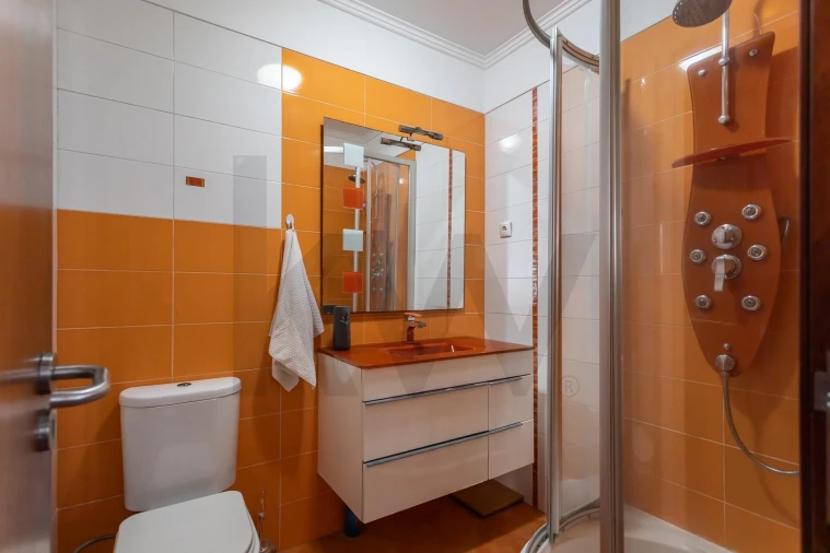 Apartamento T3 para Venda em Massamá e Monte Abraão Foto 31