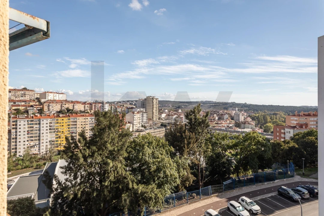 Apartamento T3 para Venda em Massamá e Monte Abraão Foto 41