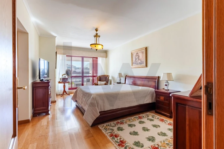 Apartamento T4 para Venda em Agualva e Mira-Sintra Foto 15