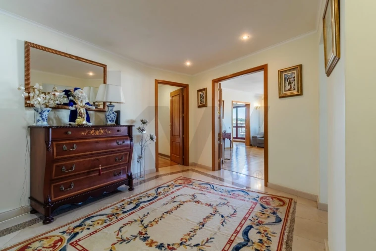 Apartamento T4 para Venda em Agualva e Mira-Sintra Foto 55