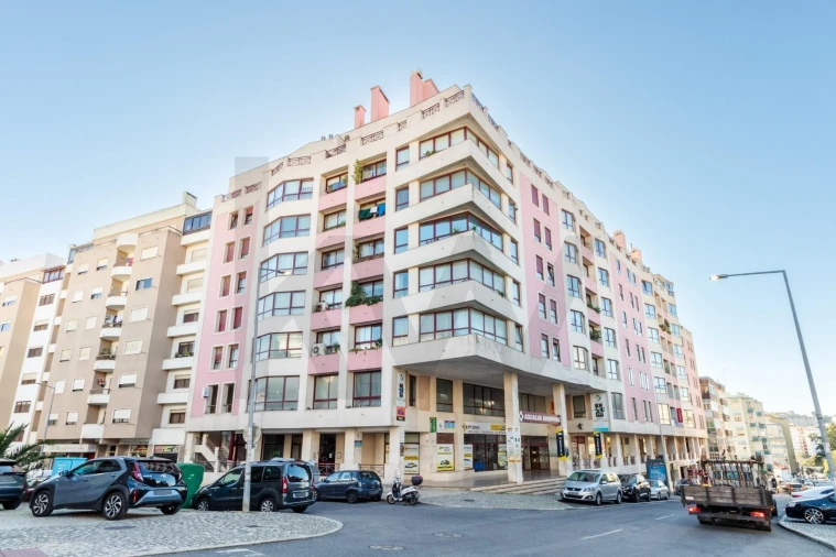 Apartamento T4 para Venda em Agualva e Mira-Sintra Foto 56