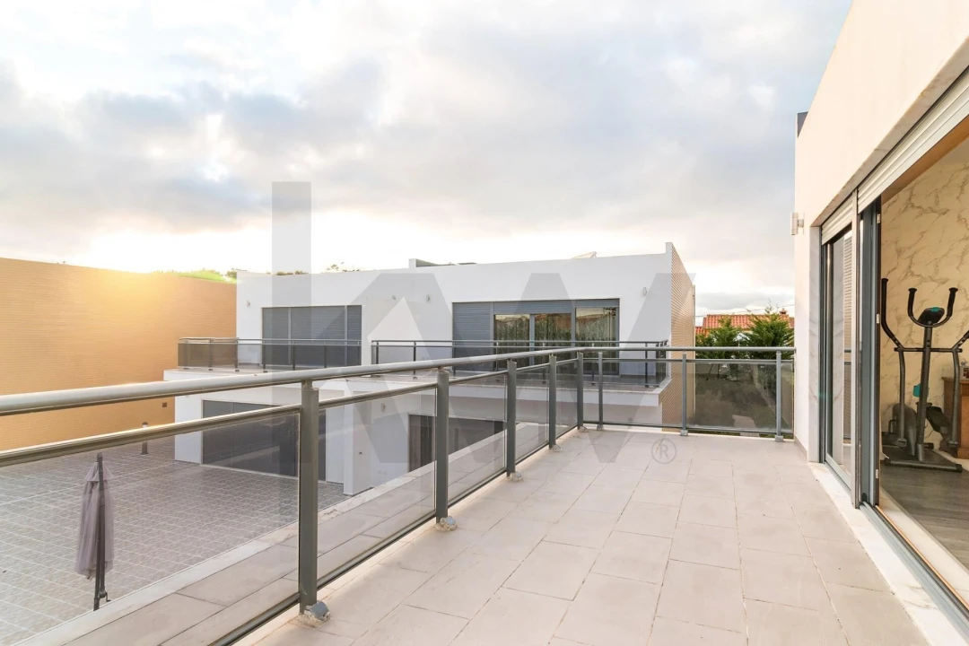 Moradia T4 para Venda em Santa Maria e São Miguel, São Martinho, São Pedro Penaferrim Foto 22