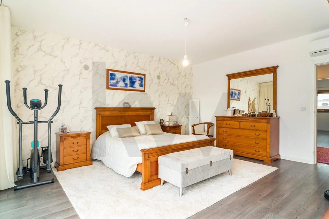 Moradia T4 para Venda em Santa Maria e São Miguel, São Martinho, São Pedro Penaferrim Foto 21